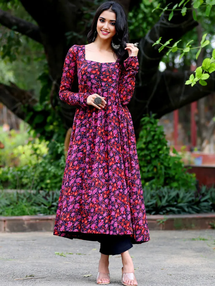 Floral Elegance Georgette Square Neck Dress