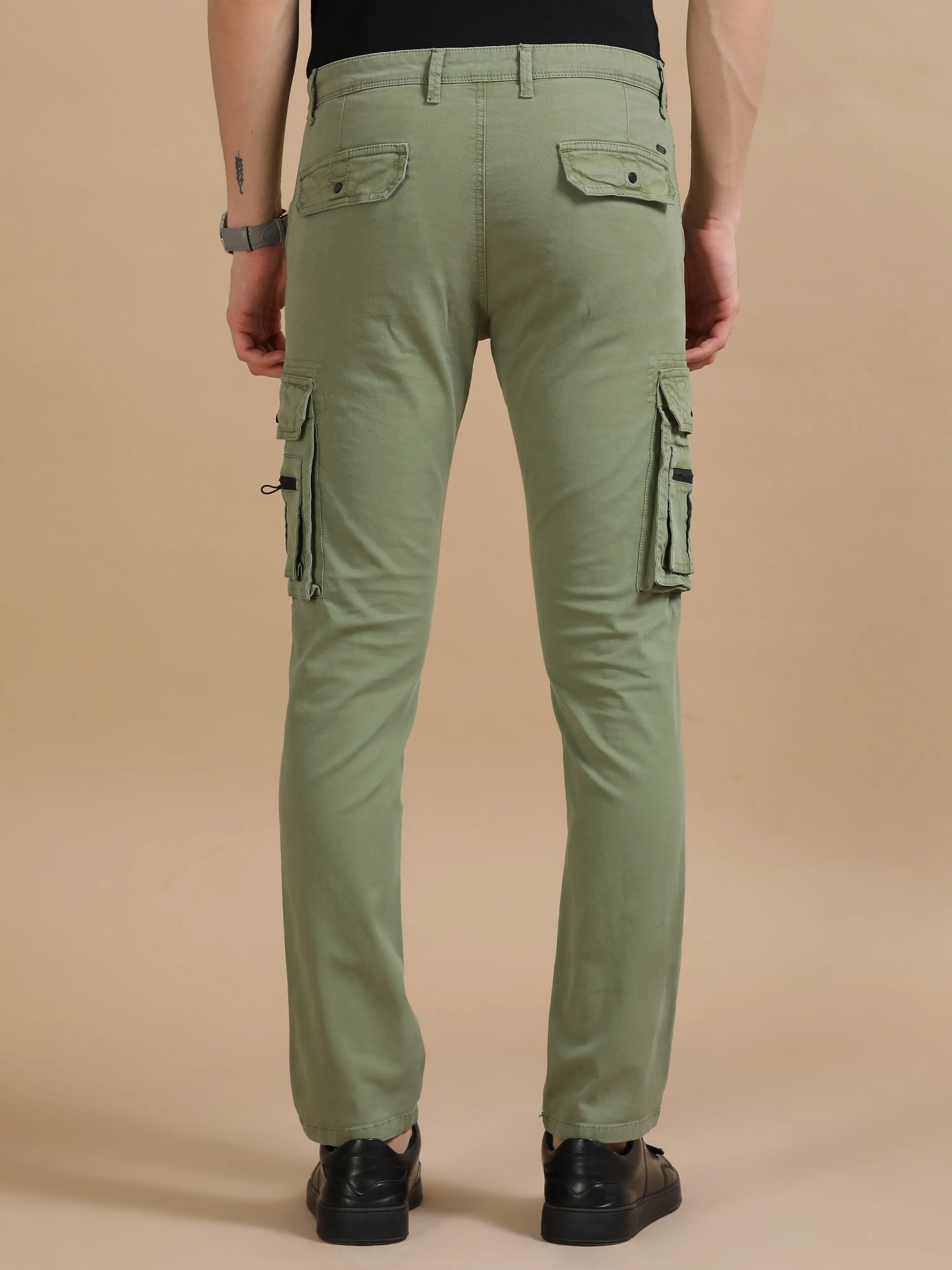 Men Olive Narrow Fit Solid Casual Jogger Pants