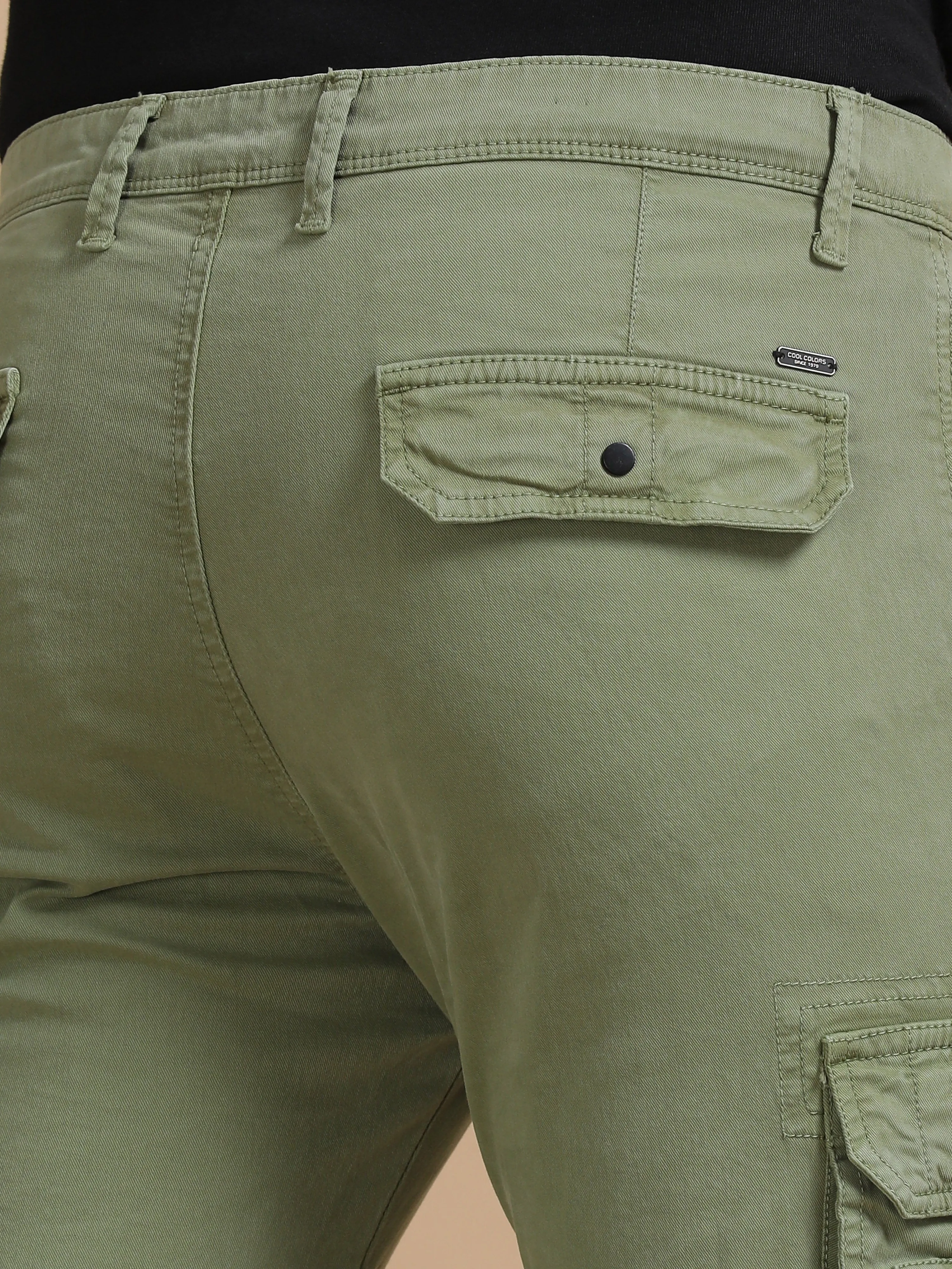 Men Olive Narrow Fit Solid Casual Jogger Pants