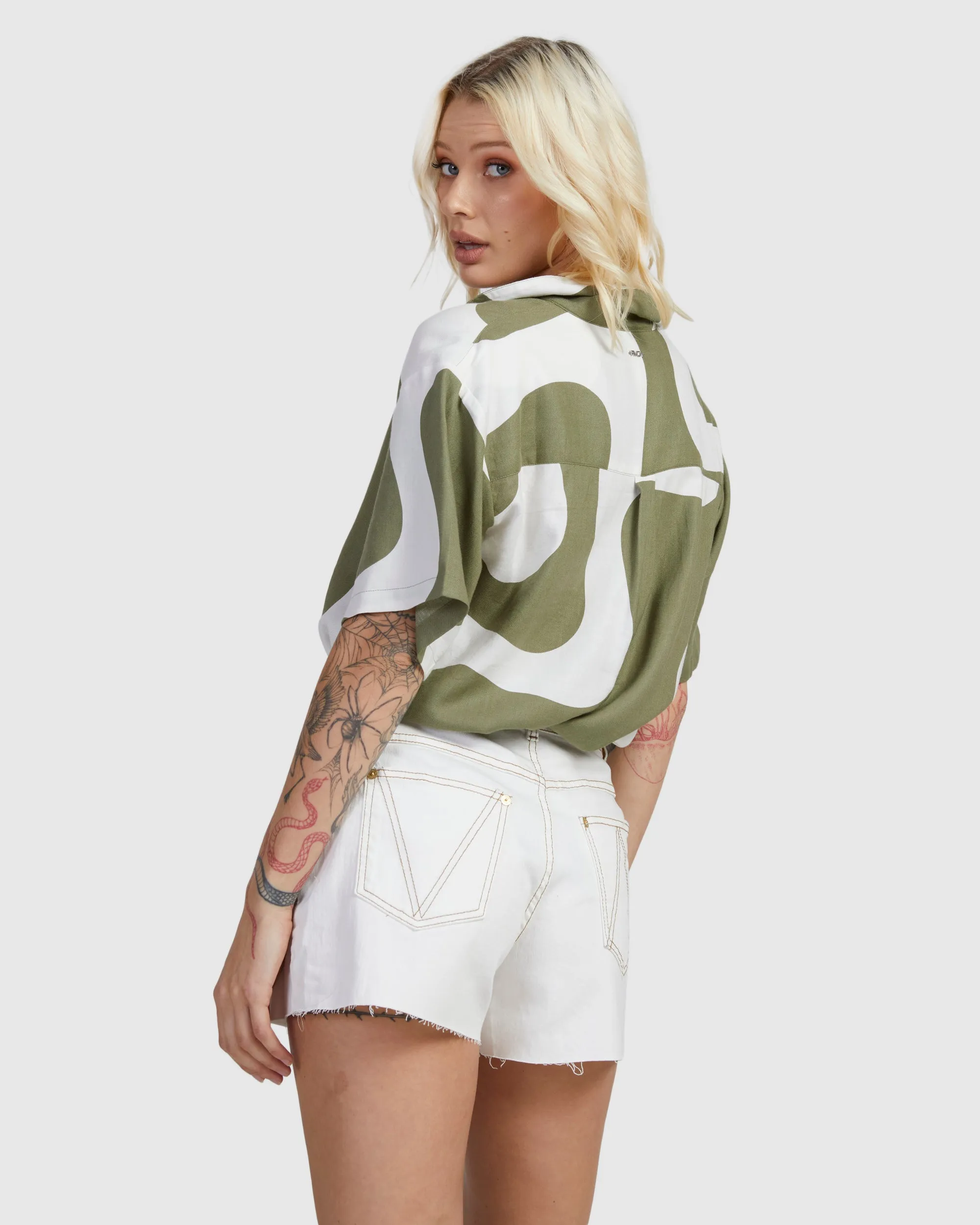 PACIFIC DENIM SHORT