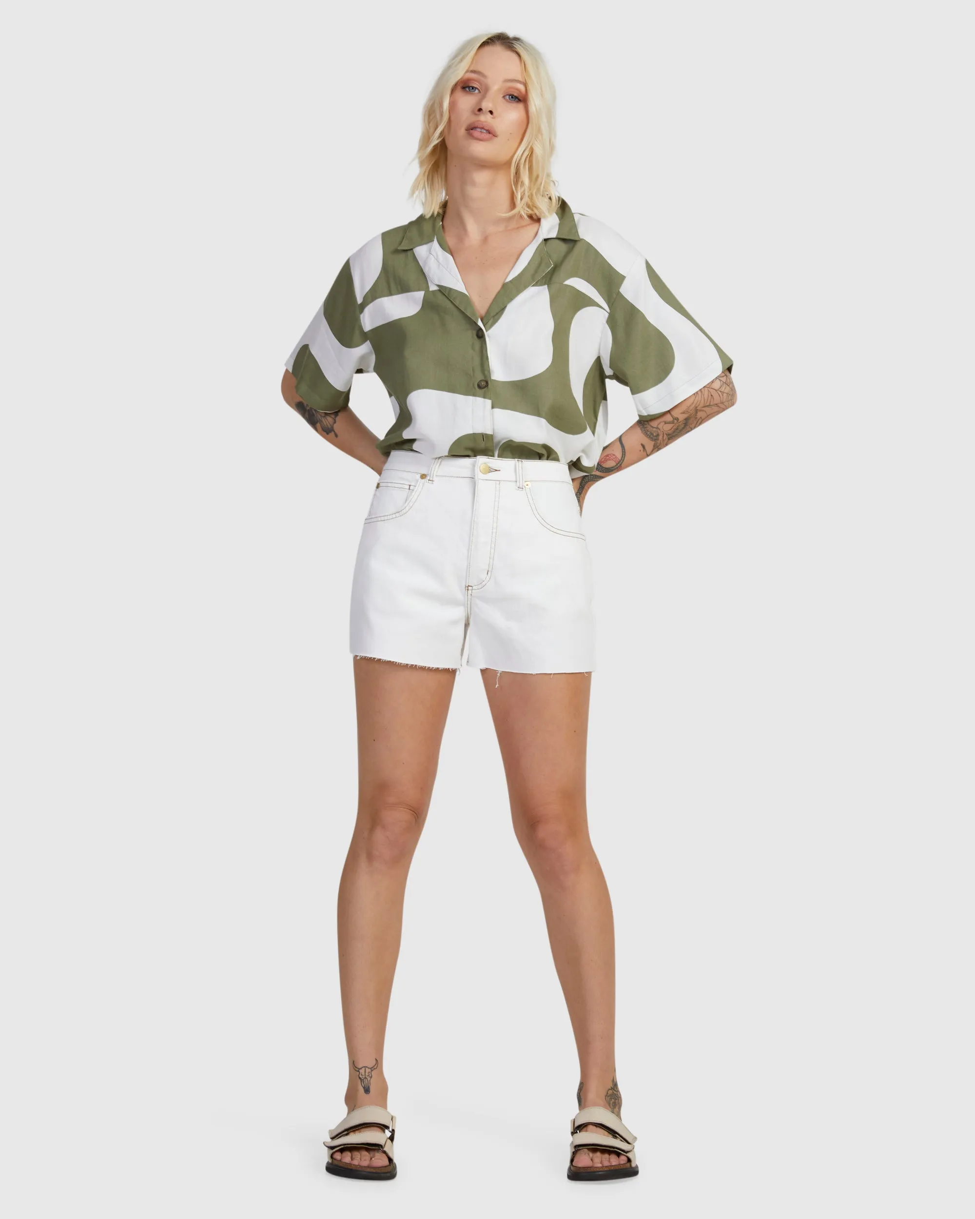 PACIFIC DENIM SHORT