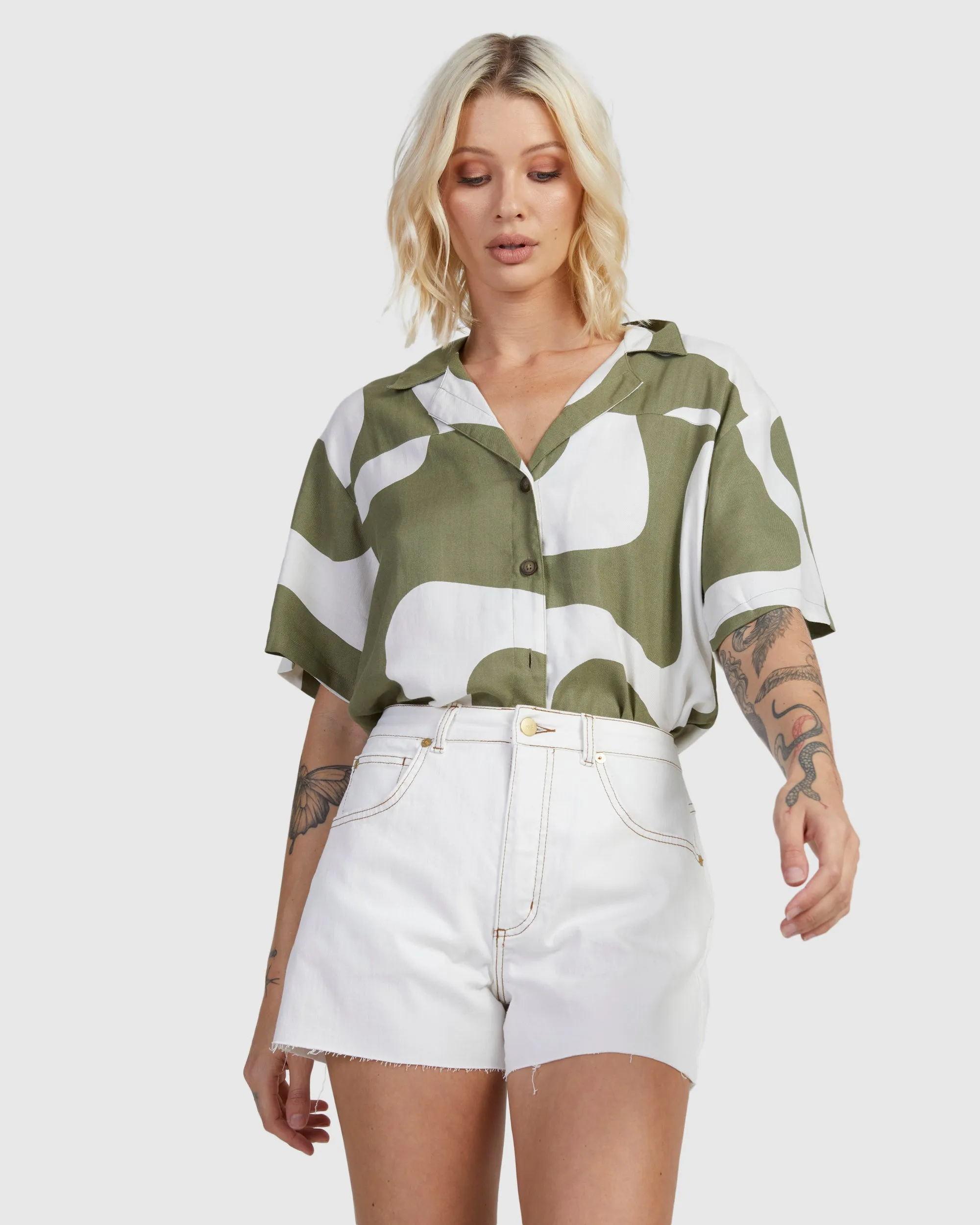 PACIFIC DENIM SHORT