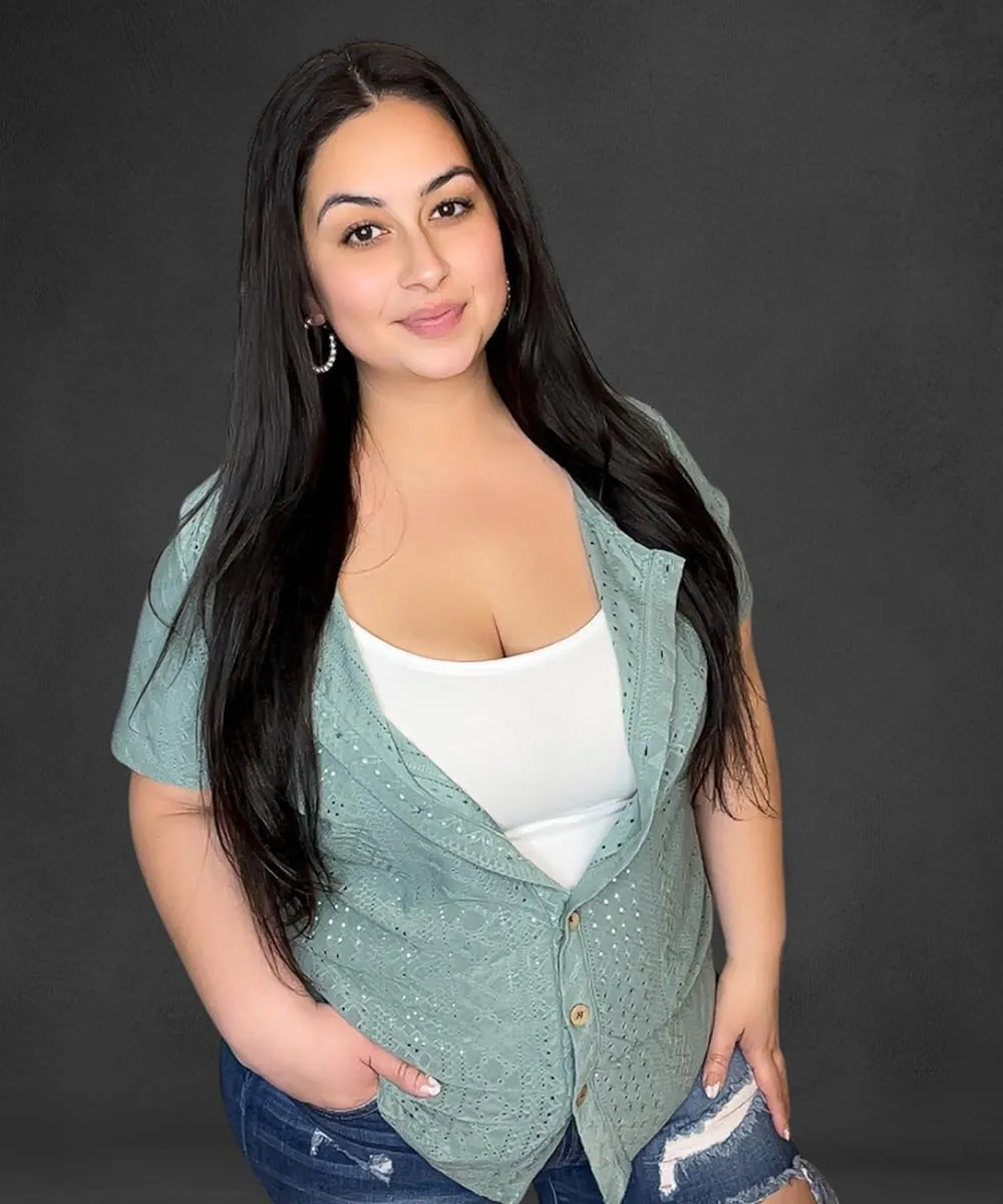 RITERA Plus Size Tops for Women Crewneck Neck with Button Up Short Sleeve Embroidery Henley Tshirt Casual Basic Shirt XL-5XL