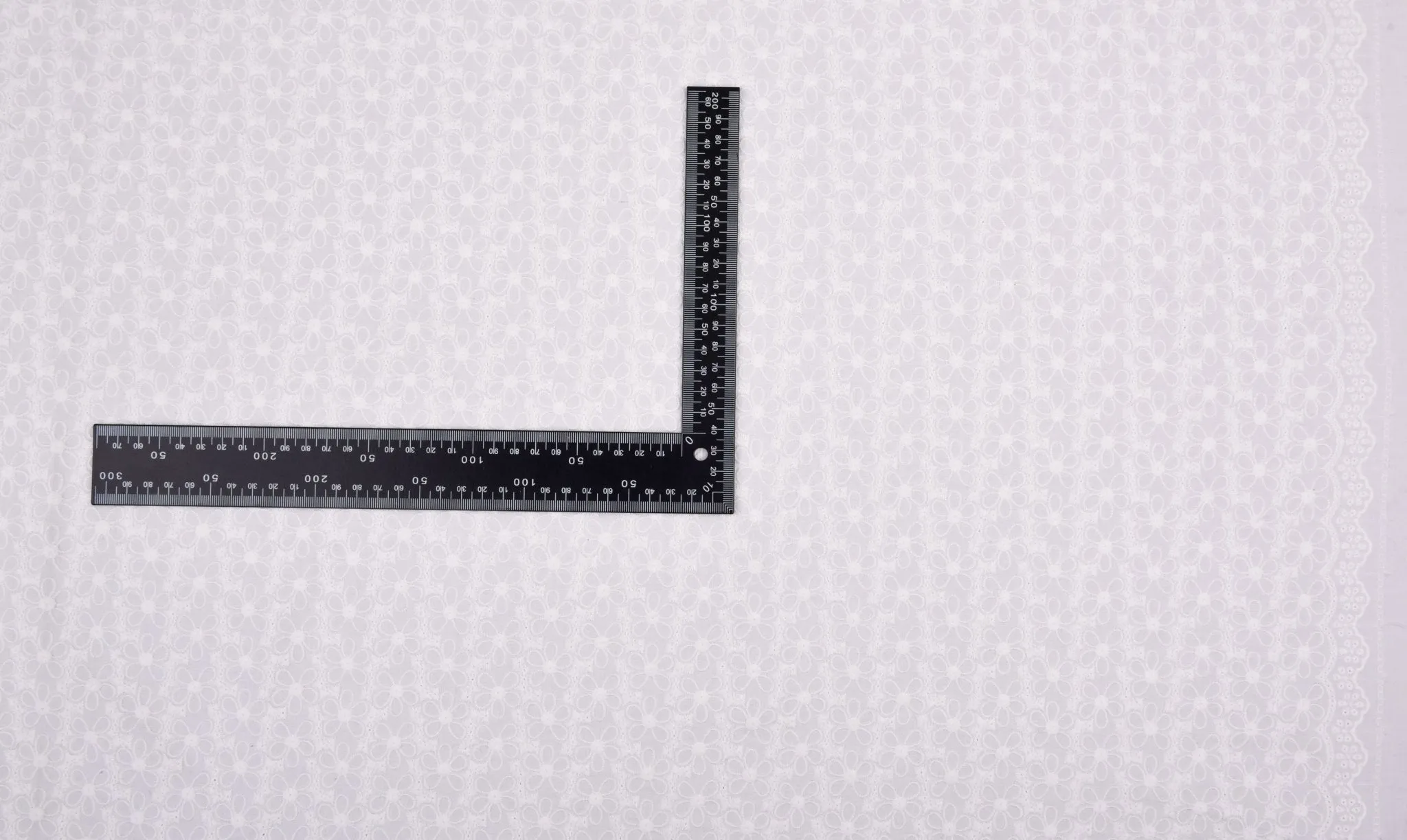 Stretchy Cotton Poplin Eyelet Embroidery Fabric